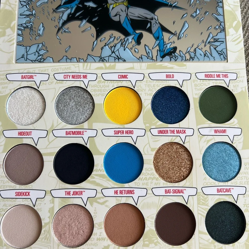 Kylie cosmetics eyeshadow palette